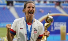 世俱杯官网:USWNT伟大的托宾·希思宣布退休
